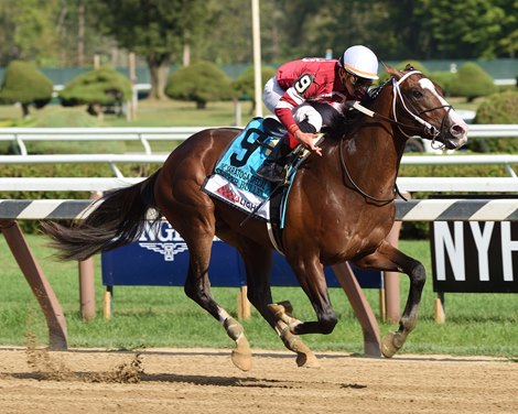 Copper Bullet wins the 2017 Saratoga Special Stakes (G2) Copper Bullet wins the 2017 Saratoga Special Stakes (G2)