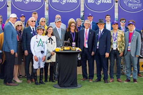 Winning connections in the winner’s circle after Life Is Good with Irad Ortiz Jr. win the Dirt Mile (G1) at Del Mar on November 6, 2021. Winning connections in the winner’s circle after Life Is Good with Irad Ortiz Jr. win the Dirt Mile (G1) at Del Mar on November 6, 2021.