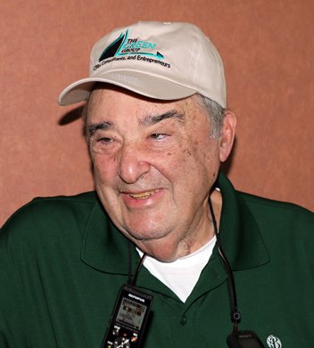 Hip 629, consignor Blake Albina, buyer the Green Group with Len Green present, 2022 Fasig-Tipton October Sale Hip 629, consignor Blake Albina, buyer the Green Group with Len Green present, 2022 Fasig-Tipton October Sale