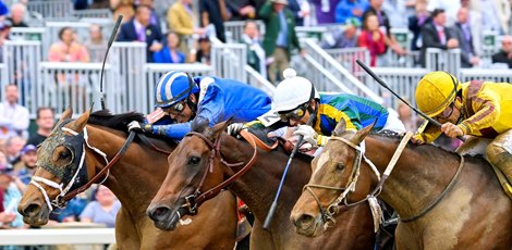 Malathaat wins the 2022 Breeders' Cup Distaff at Keeneland Malathaat wins the 2022 Breeders' Cup Distaff at Keeneland
