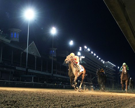 Honor Marie wins the Kentucky Jockey Club Stakes on Saturday, November 25, 2023 at Churchill Downs