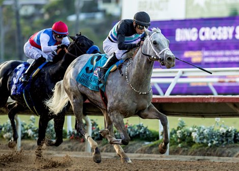Mia Familia ’s Lovesick Blues a jockey Geovanni Franco win the Grade I $400,000 Bing Crosby Stakes Saturday, July 26, 2025 at Del Mar Thoroughbred Club, Del Mar, CA. <br>
Benoit Photo Mia Familia ’s Lovesick Blues a jockey Geovanni Franco win the Grade I $400,000 Bing Crosby Stakes Saturday, July 26, 2025 at Del Mar Thoroughbred Club, Del Mar, CA. <br>
Benoit Photo