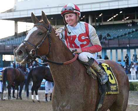 Fully Subscribed wins the 2025 Mother Goose Stakes at Aqueduct Racetrack Fully Subscribed wins the 2025 Mother Goose Stakes at Aqueduct Racetrack