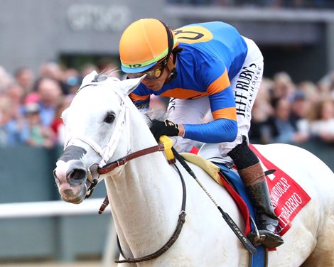 White Abarrio wins the 2026 Oaklawn Handicap at Oaklawn Park White Abarrio wins the 2026 Oaklawn Handicap at Oaklawn Park