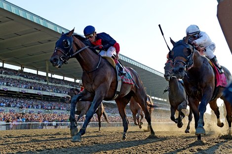 Tonalist wins the 2014 Belmont Stakes