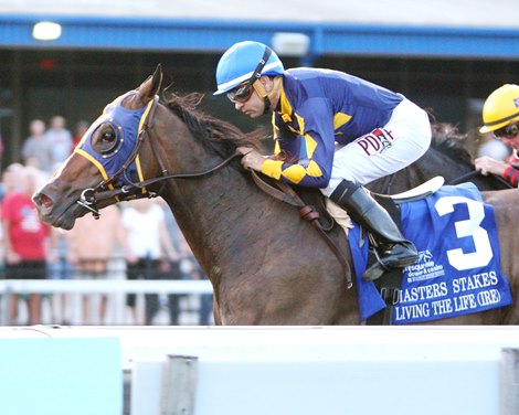 Living The Life sure loves Presque Isle Downs, taking the $400,000 Presque Isle Downs Masters (gr. II) for the second straight year.