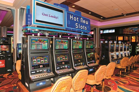 Resorts World Casino at the Aqueduct Racetrack in Queens, South Ozone, N.Y. opens 2011.<br>
