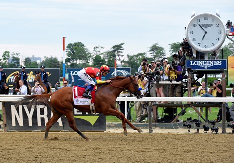 Justify wins the Triple Crown and the 2018 Belmont Stakes at Belmont Park