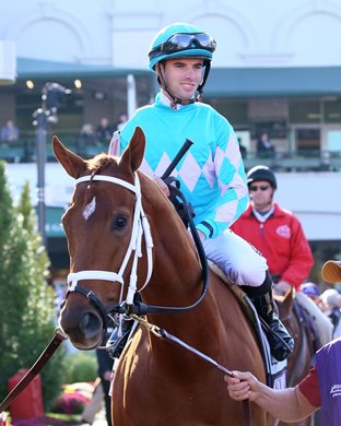 Monomoy Girl wins 2018 Breeders&#39; Cup Distaff