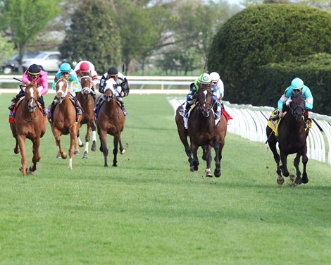 Rushing Fall wins 2019 Jenny Wiley Stakes at Keeneland