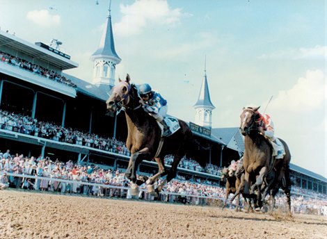 Alysheba wins the 1987 Kentucky Derby