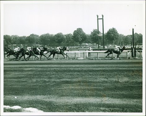  Blue Peter wins the 1948 Hopeful Stakes Aug. 28 at Saratoga Race Course