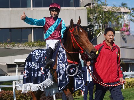 John Size-trained Beat The Clock (No.1), under Joao Moreira, wins the G1 LONGINES Hong Kong Sprint at Sha Tin Racecourse                  