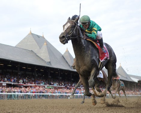 Honor Code wins the 2015 Whitney