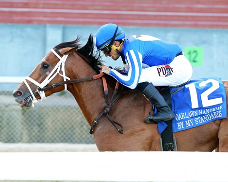 By My Standards wins 2020 Oaklawn Handicap at Oaklawn Park