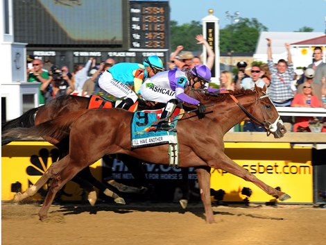 I'll Have Another wins the 2012 Preakness Stakes