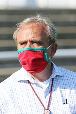 07.05.2020, Hannover, First sport event after lockdown during corona crisis in Germany, Andreas Woehler with mask at Hannover racecourse, Germany