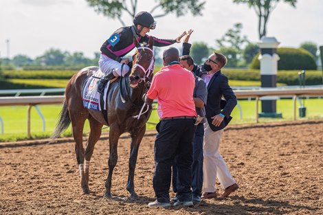 Art Collector wins 2020 Blue Grass Stakes at Keeneland