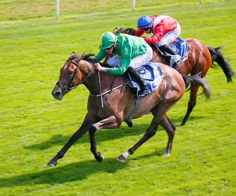 Miss Amulet - James Doyle wins from Socred -Tom Marquand<br><br />
The Sky Bet Lowther Stakes (Group 2) (Fillies)<br><br />
York Ebor Festival 20.8.20<br><br />
Racing behind closed doors due to the Covid-19 pandemic.<br><br />
