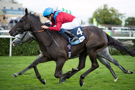 Sorrel (William Buick, nearside) wins the British EBF Premier Fillies’ Handicap Stakes from Albaflora (Adam Kirby)<br><br />
Doncaster 11.9.20