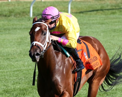 Aunt Pearl wins the 2020 JPMorgan Chase Jessamine Stakes at Keeneland