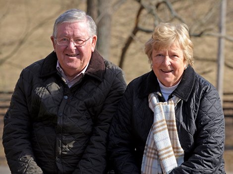 Dr. and Mrs. Gary (Betsy) Lavin<br>
Scenes at Gary and Betsy Lavin's Longfield Farm near Goshen, Ky. on January 22, 2009.