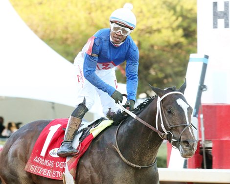 Super Stock wins the Arkansas Derby April 10, 2021 at Oaklawn Park