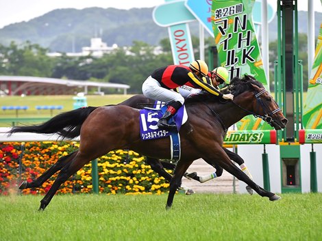 Schnell Meister wins the NHK Mile Cup Sunday, May 9, 2021 at Tokyo Racecourse