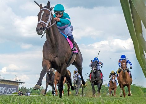 T D Dance wins the 2021 James W. Murphy Stakes at Pimlico