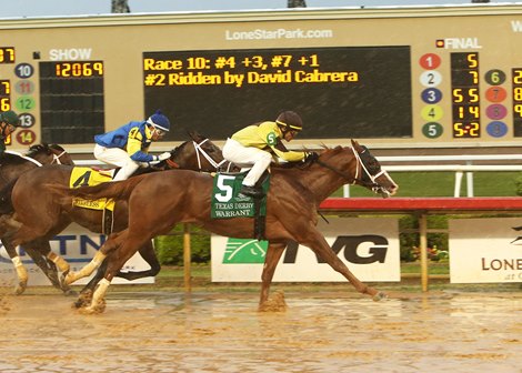 Warrant wins the 2021 Texas Derby