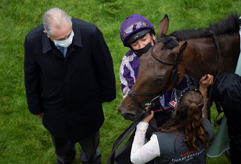 Snowfall (Frankie Dettori) wins the Oaks by 16 lengths<br><br />
Epsom 4.6.21 