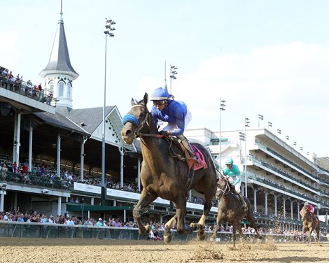 Maxfield wins the 2021 Stephen Foster Stakes at Churchill Downs