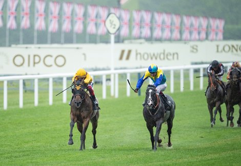 Campanelle (Frankie Dettori, left) beats Dragon Symbol (Oisin Murphy,right)  in the Commonwealth Cup Ascot 18.6.21 Pic: Edward Whitaker/Racing Post