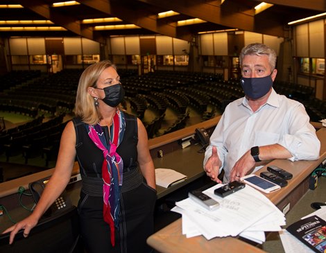 (L-R): Shannon Arvin and Tony Lacy<br><br />
Keeneland September yearling sales on Sept. 13, 2021. 