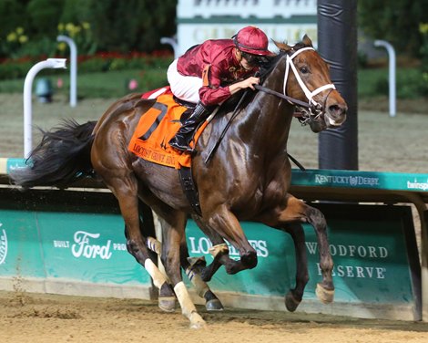 Shedaresthedevil wins 2021 Locust Grove Stakes at Churchill Downs