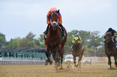 Following Sea wins 2021 Vosburgh Stakes at Belmont Park