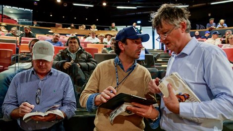 Nicolas de Watrigant and John Hammond (right) at the 2021 Arqana October Yearling sale