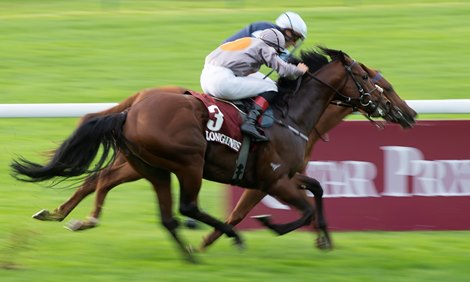 A Case Of You gets past Air De Valse in the Prix de L&#39;Abbaye<br><br />
Longchamp 3.10.21 Pic: Edward Whitaker