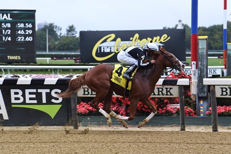 Bustin Pietre wins a maiden claiming race Sunday, October 10, 2021 at Belmont Park