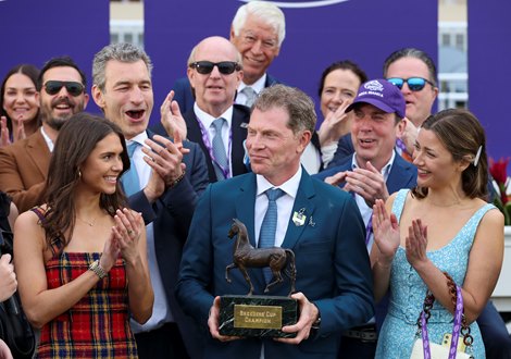 Connections for Pizza Bianca, winner of the Breeders’ Cup Juvenile Fillies Turf on Breeders&#39; Cup Championship Friday at the Del Mar Thoroughbred Club on November 5, 2021: in Del Mar, California.  