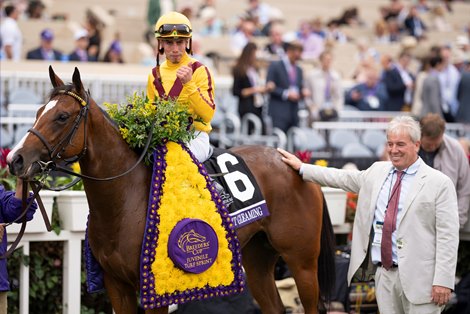 Twilight Gleaming (Irad Ortiz) and Wesley Ward after winning the Breeders' Cup Juvenile Turf Sprint<br>
Del Mar 5.11.21