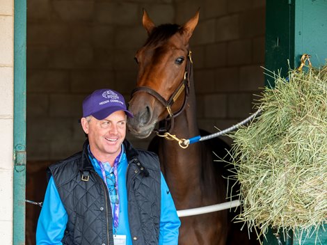 Trainer Bret Calhoun gets a affection from Hidden Connection as preparations continue for the Breeders’ Cup 2021 Wednesday Nor. 3, 2021 at the Del Mar Race Track in San Diego, CA. Photo by Skip Dickstein
