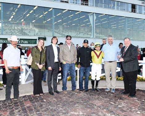 Pauline&#39;s Pearl wins 2022 Houston Ladies Classic Stakes at Sam Houston
