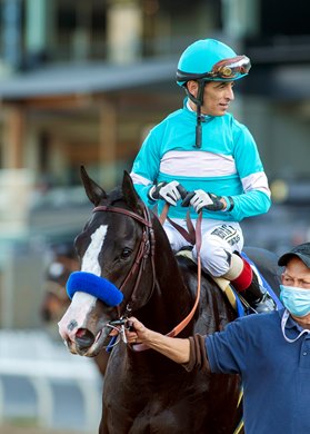 Jockey John Velazquez guides Newgrange to the winner&#39;s circle after their victory in the Grade III, $100,000 Sham Stakes, Saturday, January 1, 2022 at Santa Anita Park, Arcadia CA.<br><br />
&#169; BENOIT PHOTO
