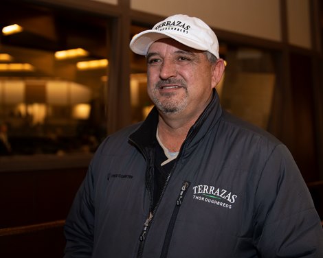 Eduardo Terrazzas after buying Hip 752 Siempre Mia at Eaton