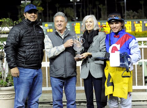 Kiss Thru Fire wins the Charger Bar Handicap January 2, 2022 at Los Alamitos Quarter Horse