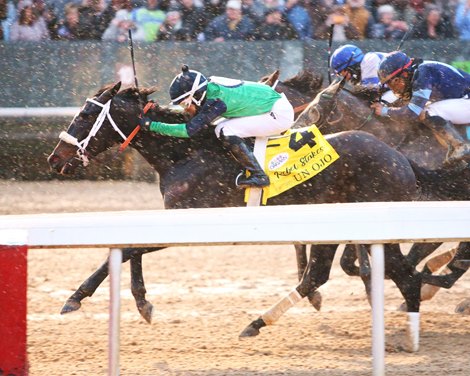 Un Ojo wins the 2022 Rebel Stakes at Oaklawn Park