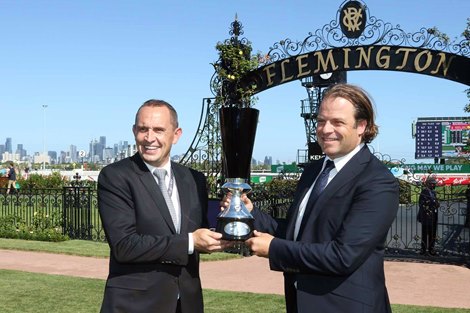 Home Affairs wins the 2022 Black Caviar Lightning Stakes at Flemington Racecourse<br>
Chris Waller and Tom Magnier