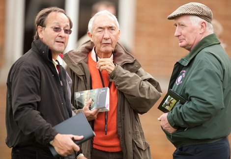 Sir Robert Ogden (centre) Newmarket Book