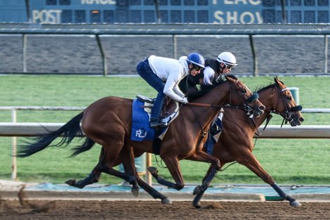 Desert Dawn (outside), Ain&#39;t Easy (inside) workout, Churchill Downs 4-30-22